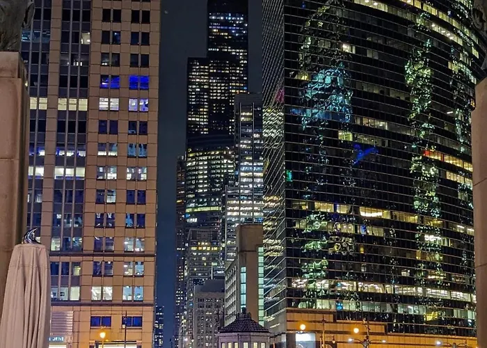 Casa vacanze Art Downtown Fulton Market Entire 3 Bedroom Sleep10 Private Garage Roof Ev Tesla Chicago