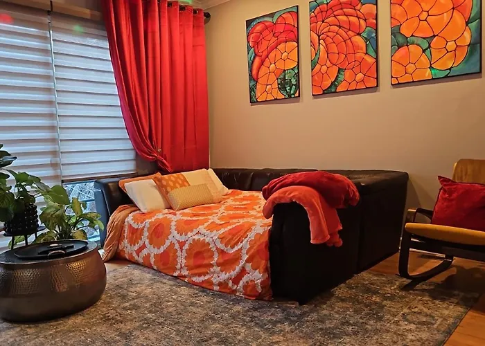 Casa vacanze Art Downtown Fulton Market Entire 3 Bedroom Sleep10 Private Garage Roof Ev Tesla