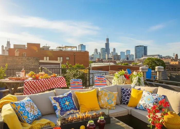 Art Downtown Fulton Market Entire 3 Bedroom Sleep10 Private Garage Roof Ev Tesla Casa vacanze
